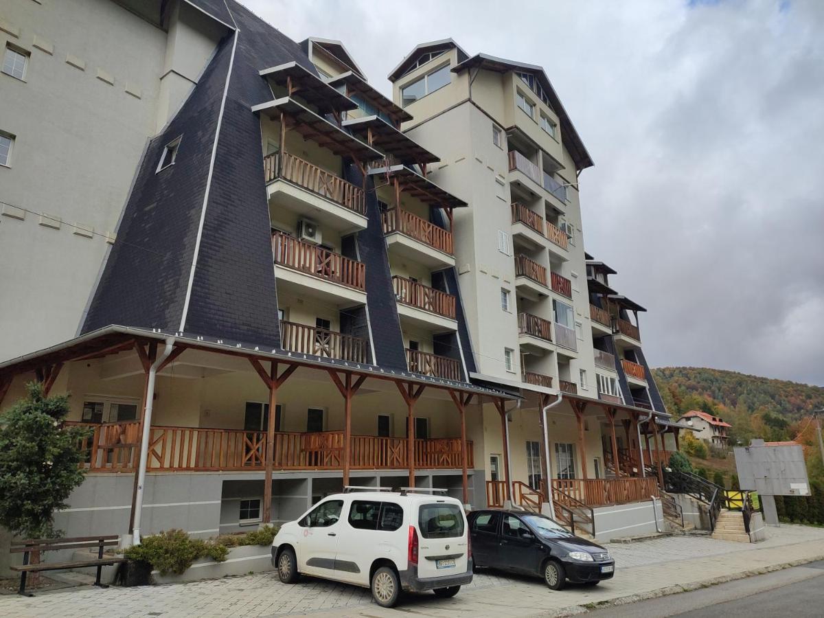 Suncani Apartman 36, Brzeće المظهر الخارجي الصورة